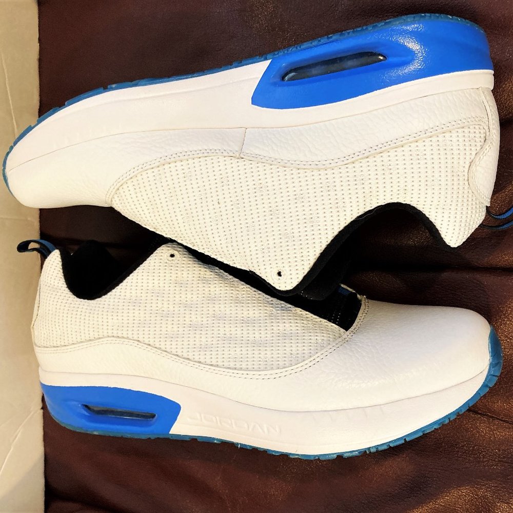 NEW!! Jordan BRAND Retro 2011 Shoes Men 10.5 Basketball Athletic White Blue - Picture 3 of 4